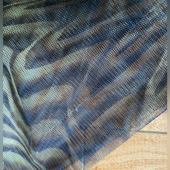 Rags Two Piece Set - Mesh Skirt and Short Sleeve Blouse Size Large - Picture 12 of 12